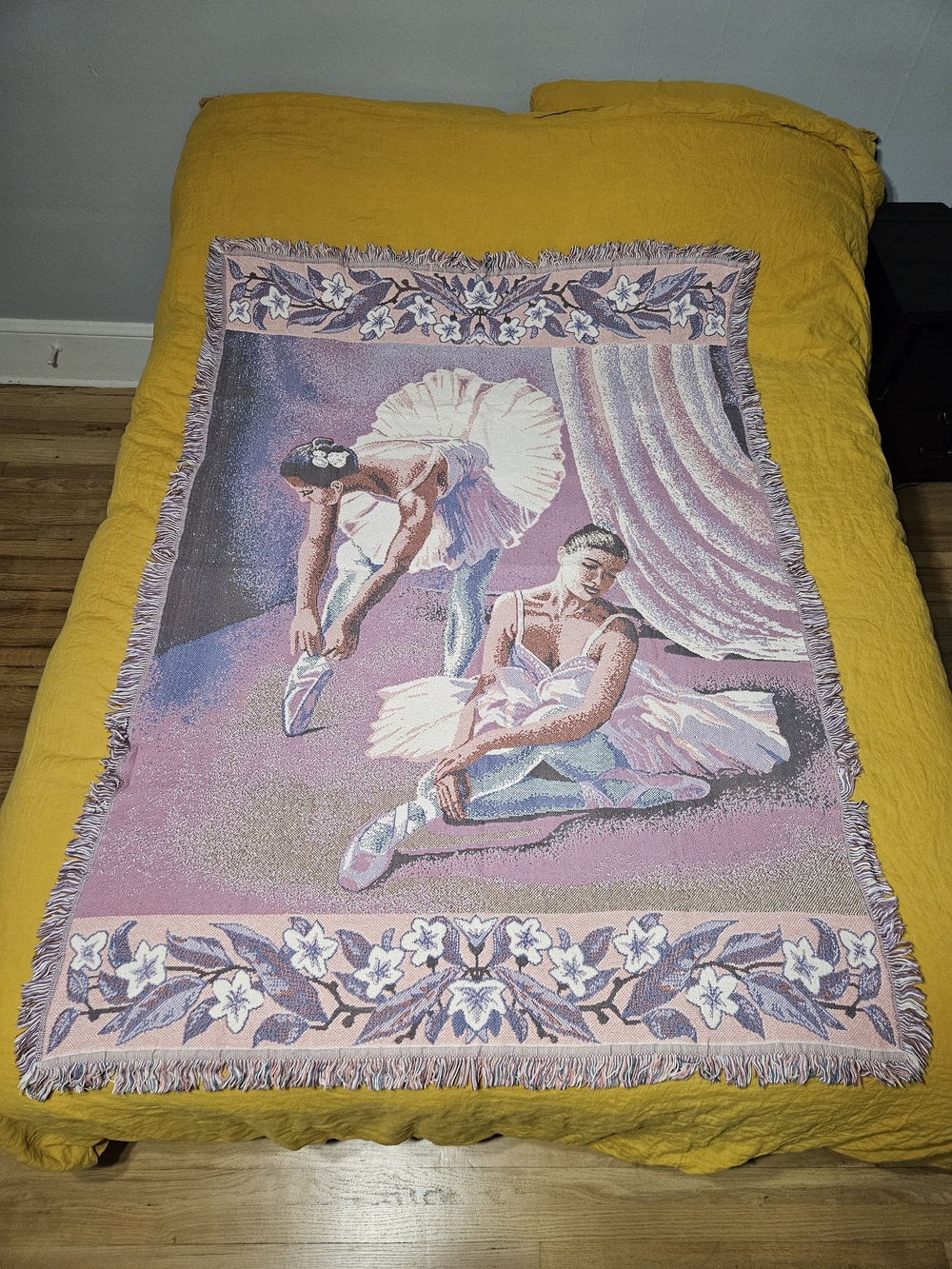 1990s Goodwin Weavers Vintage Tapestry Ballerina Throw Blanket w/ Fringed Edges 